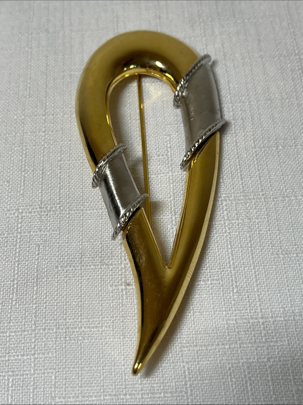 Vintage Gold and Silver Tear Drop Brooch striking